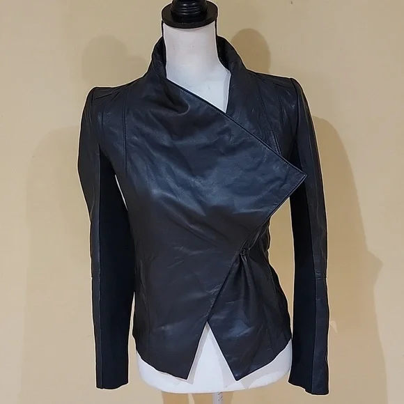 TROYVE JACKET